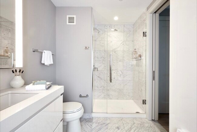 Photo - 60 6th Ave Unit 2