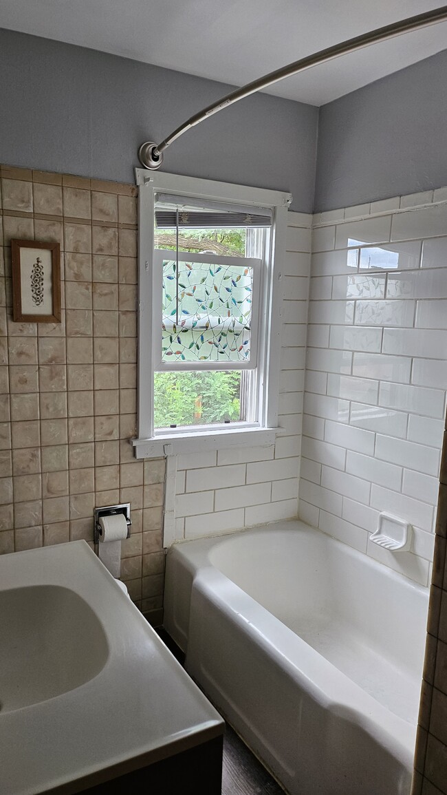 Photo - 2155 W 9th Ave Unidad Nineth