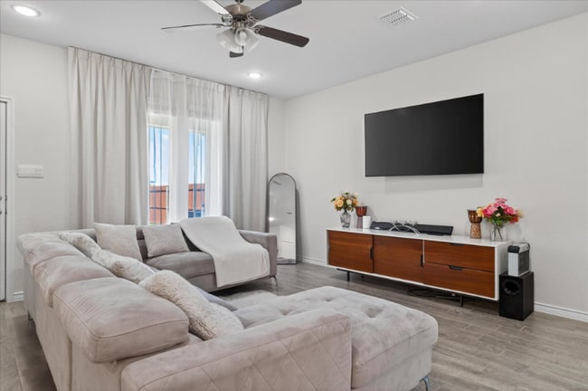 Photo - 8129 Trudy Ln