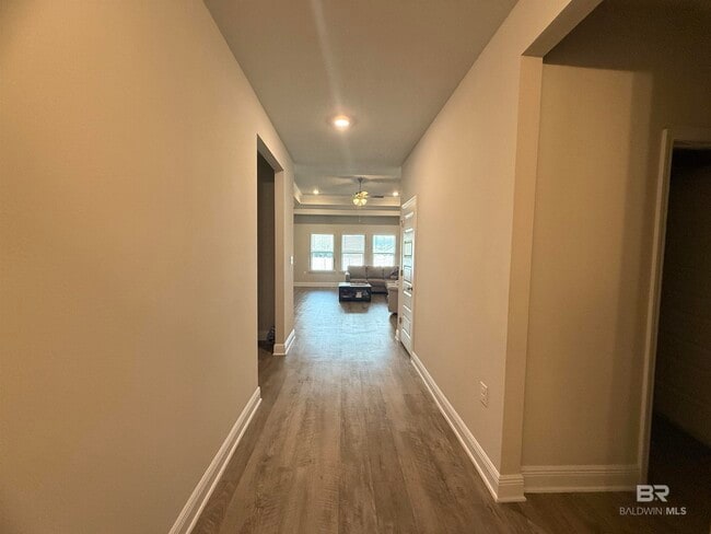 Photo - 24903 Spectacular Bid Loop