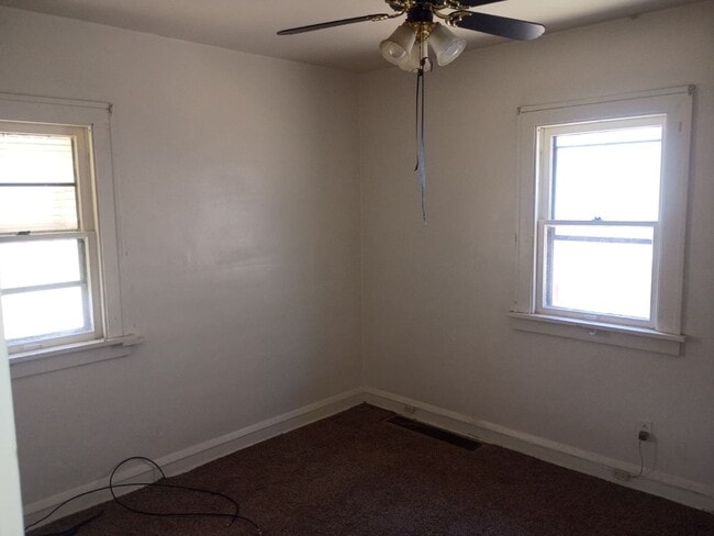 Photo - 17926 E Park Dr Unit Down