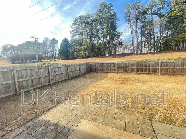 Photo - 2355 Mayfair Dr