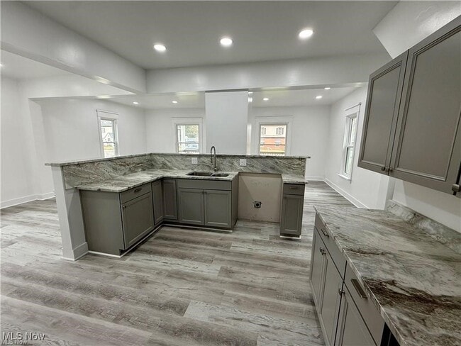 Photo - 338 N Wooster Ave