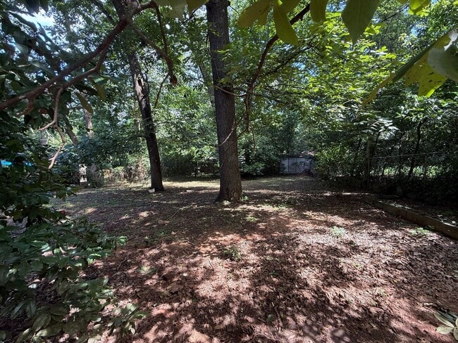 Photo - ** 3 Bedroom 1 Bath Located in Forest Hills ** Call 334-366-9198 to schedule a viewing
