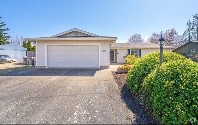 Building Photo - Available August 1st for You!  Beautiful P... Rental