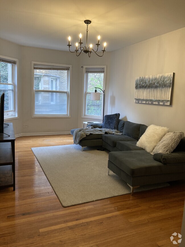 Building Photo - 1622 W Farwell Ave Unit b Rental
