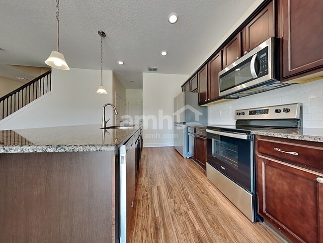 Photo - 1005 Walden Pond Dr