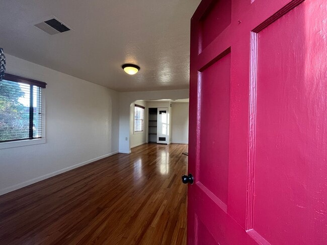 Photo - Pet Friendly! 2 Bed, 1 Bath Home with a Fu...