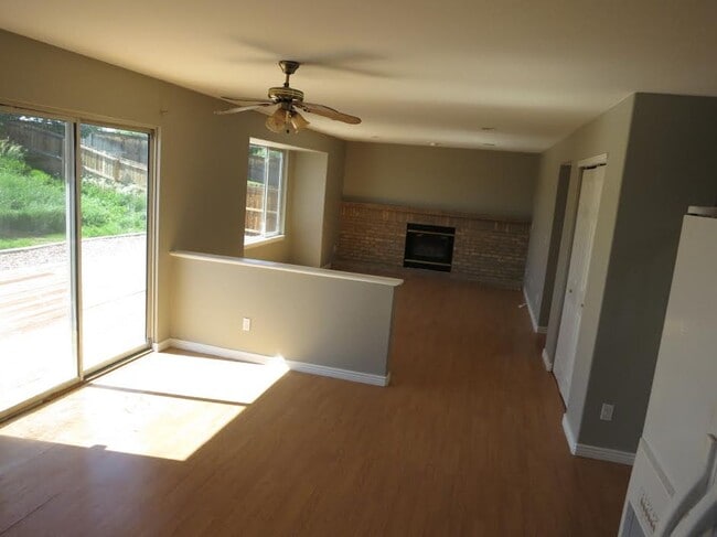 Photo - 3 bedroom / 3 bathroom / 3 car garage!