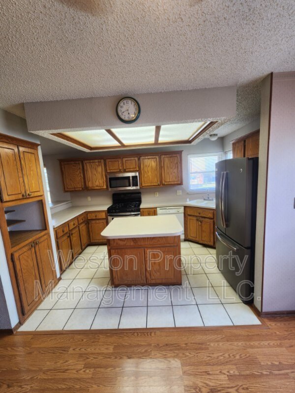Photo - 3220 Duvall Dr