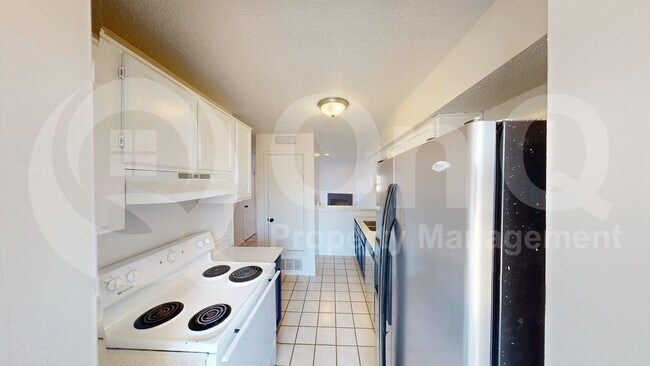 Photo - 8108 Foxfire Ln