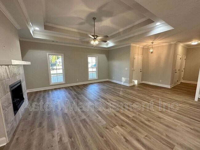 Photo - 107 Lasso Drive