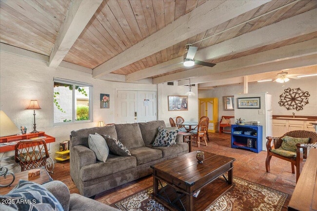 Photo - 6840 E 2nd St Unidad 5