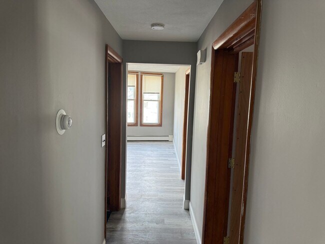Photo - 781 Winthrop Ave Unidad 3