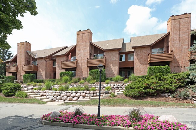Photo - Presidio Square Apartments