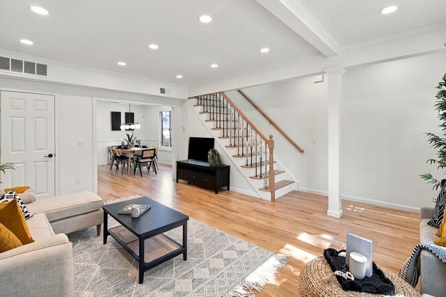 314 Elmwood Ave