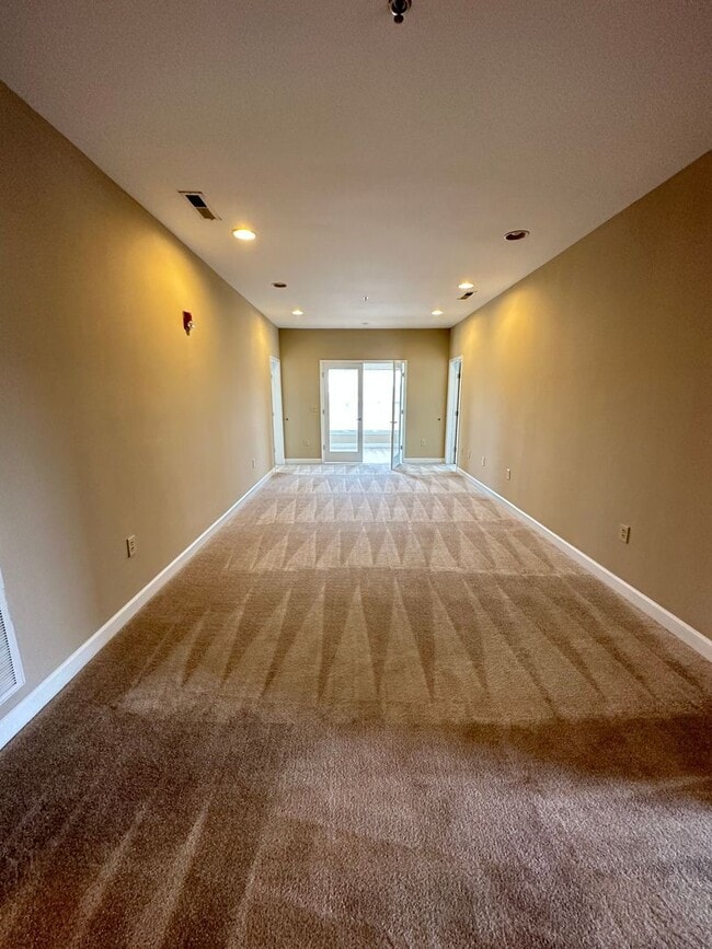 Photo - 302 Campus Walk Trl Unit 1