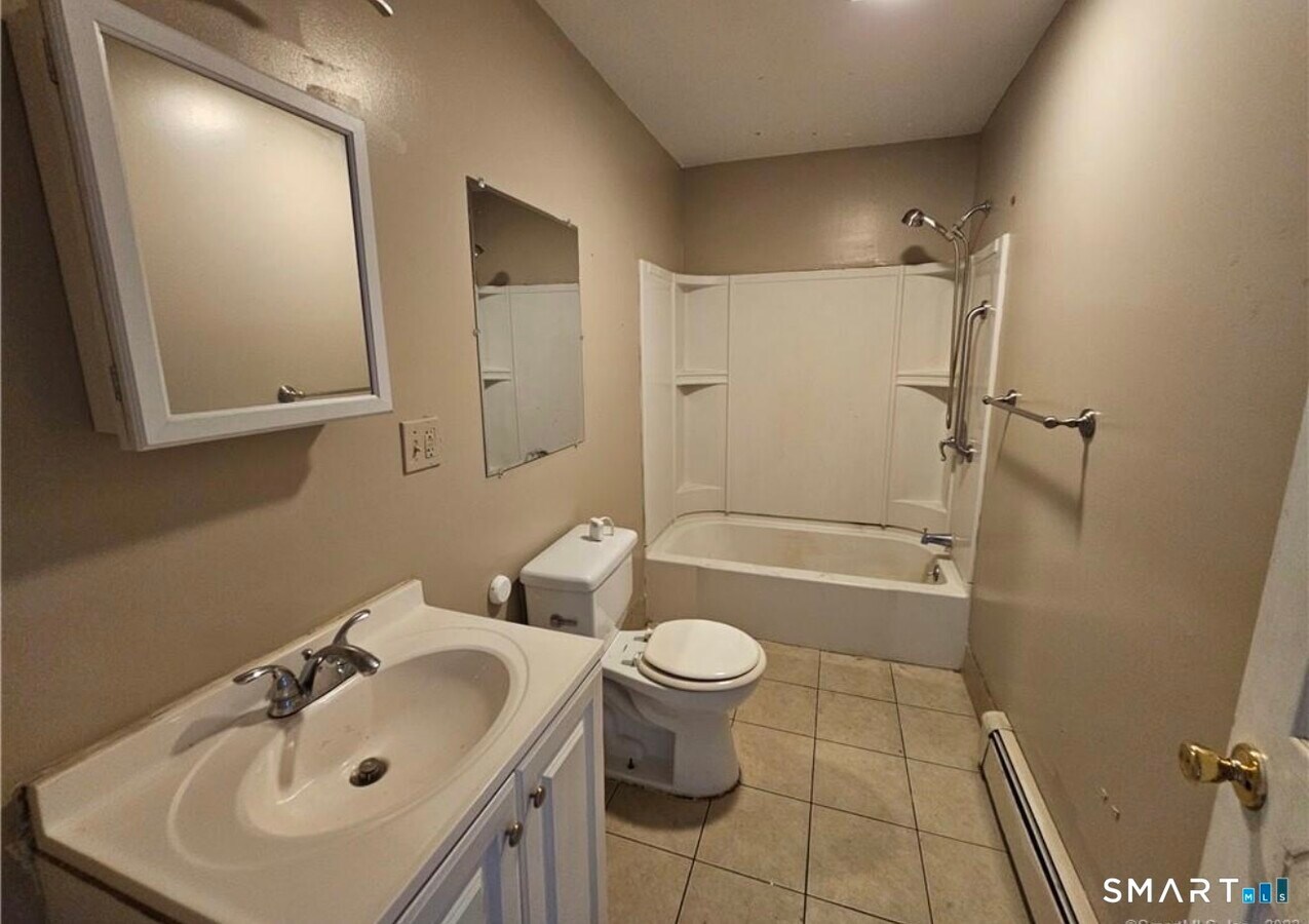 Photo - 417 E Main St Unidad 6