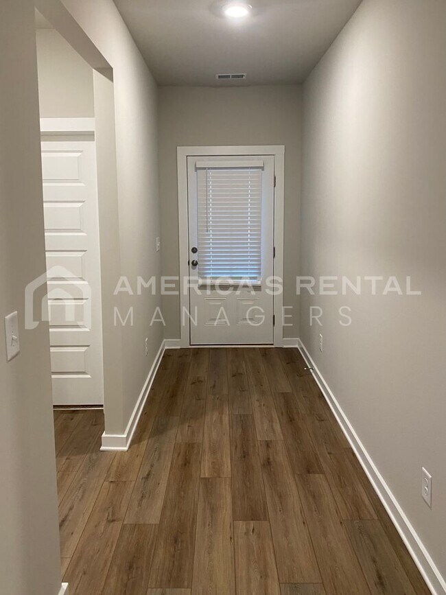 Photo - Home for Rent in Clanton, AL!!! DEPOSIT PE...