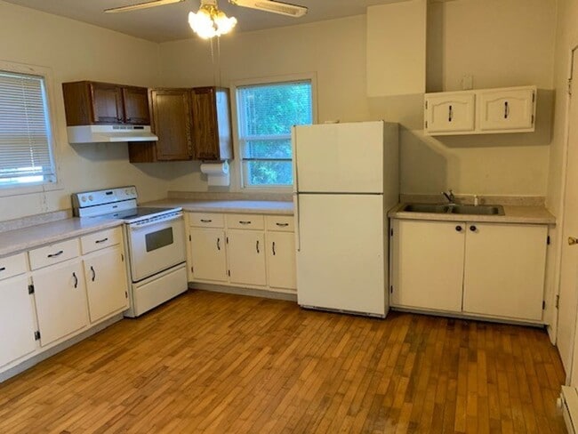 Photo - 127 W 6th St Unit 127 W. 6th St.
