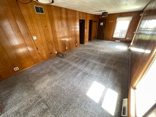 Photo - 110 Cronkhite Ave