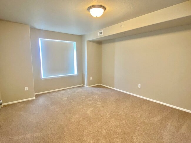 Photo - West Greeley Spacious Townhome! Unit #3711