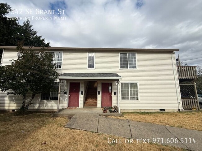 Building Photo - 9342 SE Grant St Rental