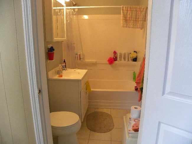 Photo - 92 Endicott St