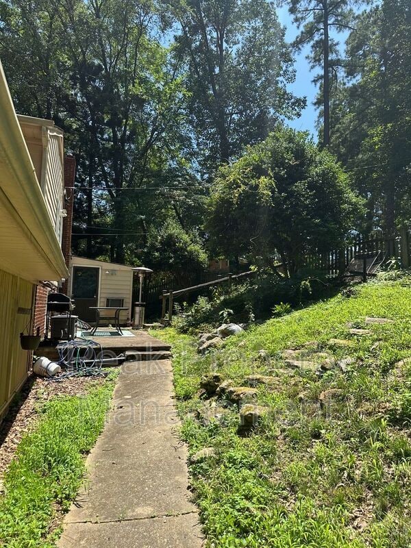 Photo - 2332 N Riverside Dr