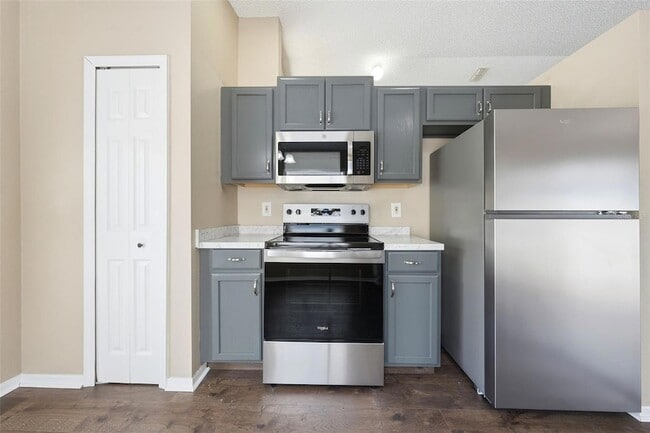 Photo - 2727 Mayer St