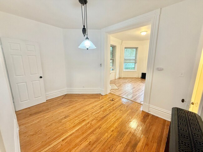 Photo - 143 2nd Ave Unidad 1F