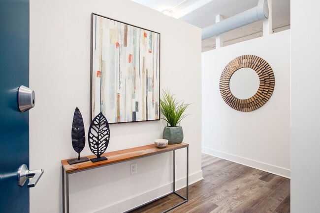 Foyer Entry in Model 307