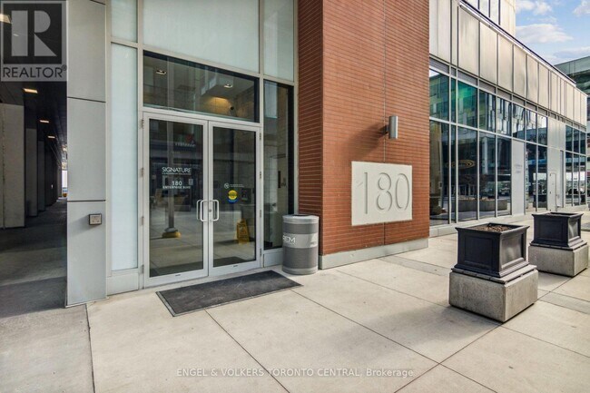 Photo - 180 Enterprise Blvd Unité 401