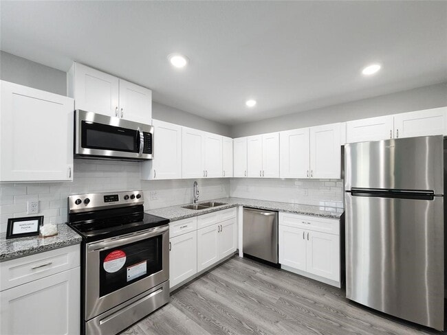 Photo - 7735 Orebo St