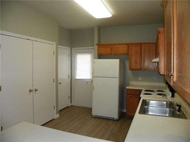 Photo - 135 Marvin Cove