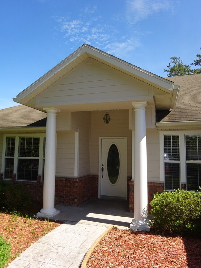 Photo - Spacious Home In South Pointe