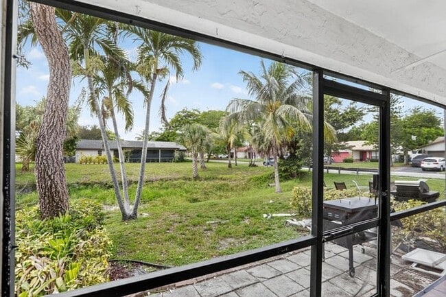 Photo - 9050 NW 28th St