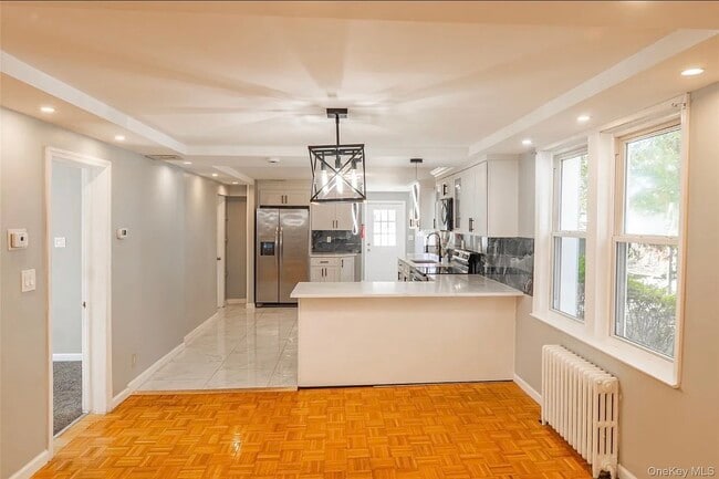 Photo - 168 Oldfield Ave