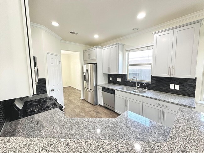 Building Photo - 18831 Providence Valley Trail