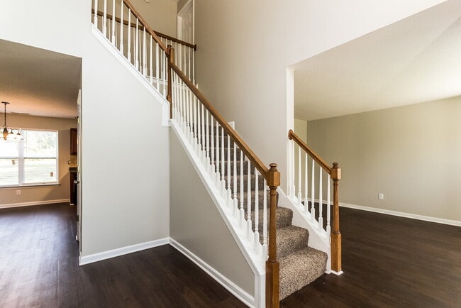 Photo - 412 Peterson Dr