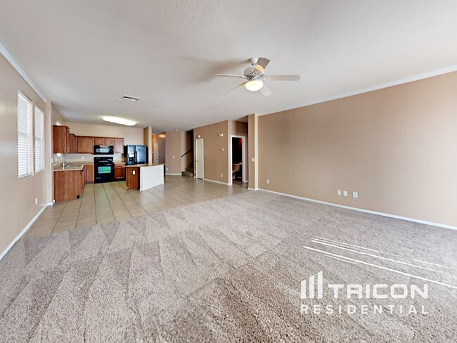 Photo - 45707 W Guilder Ave