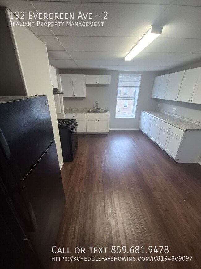 Photo - 132 Evergreen Ave Unit 2