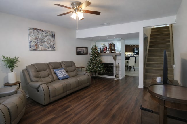 Photo - 7618 Colonial Ct