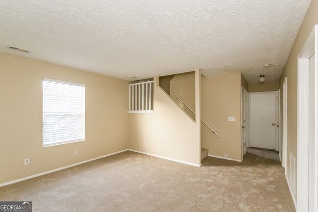 Photo - 3048 Laurengate Dr