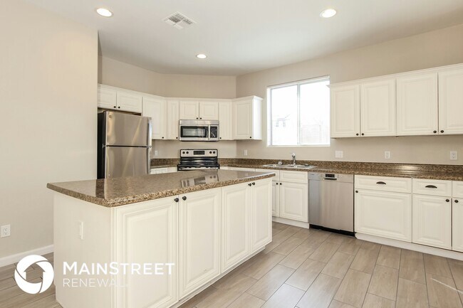 Photo - 15460 W Canterbury Dr