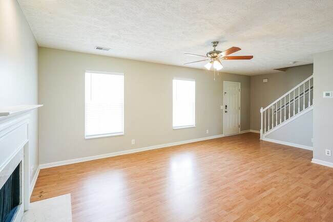 Photo - 3423 Cainbrook Crossing