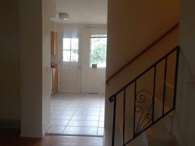 Photo - 810 Morgan Dr