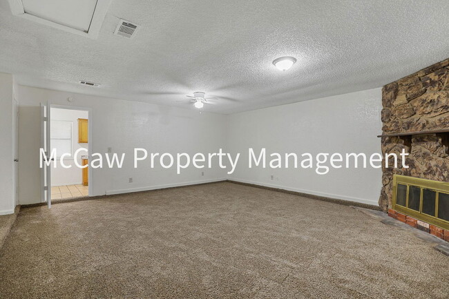 Photo - 14306 Seminole Dr