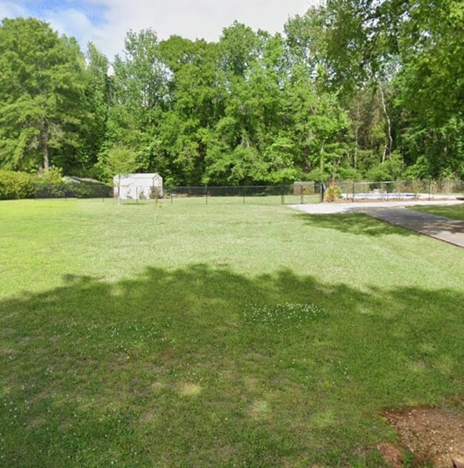 Photo - Home for Rent in Lake Forest in Millbrook