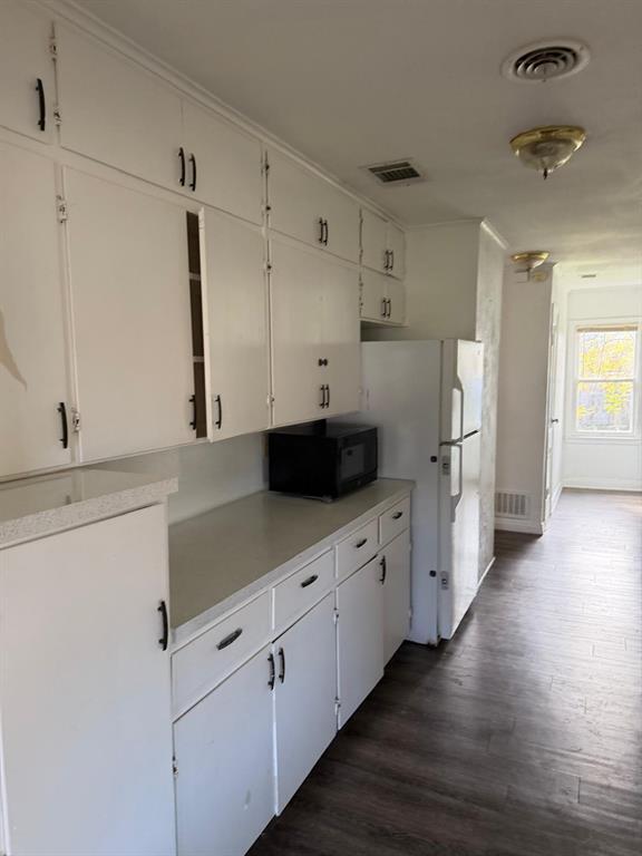 Photo - 511 W Odell St